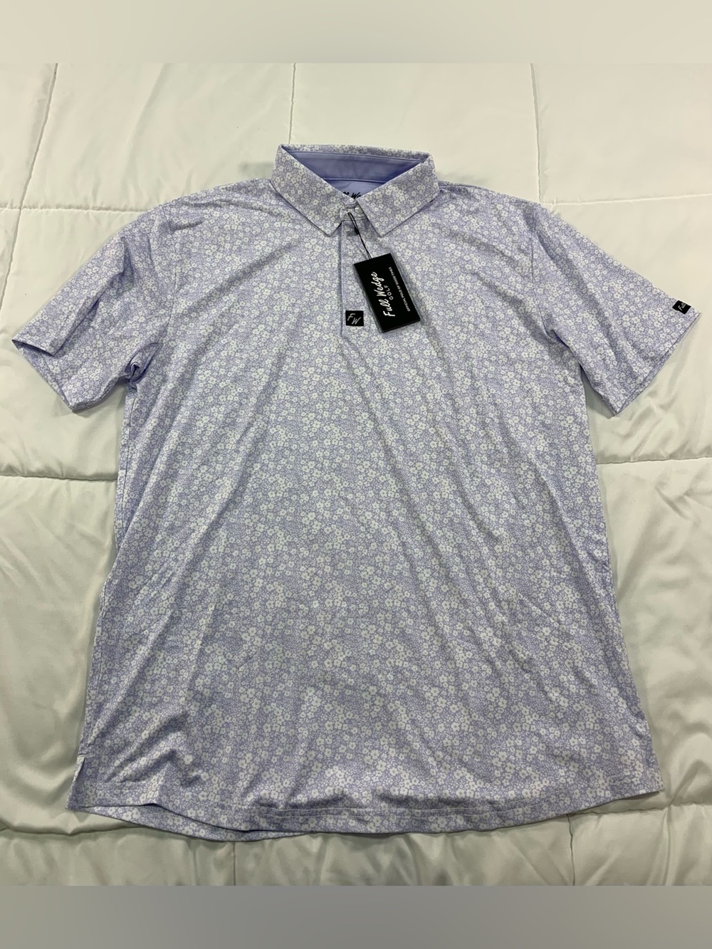 New full wedge golf T-shirt size L